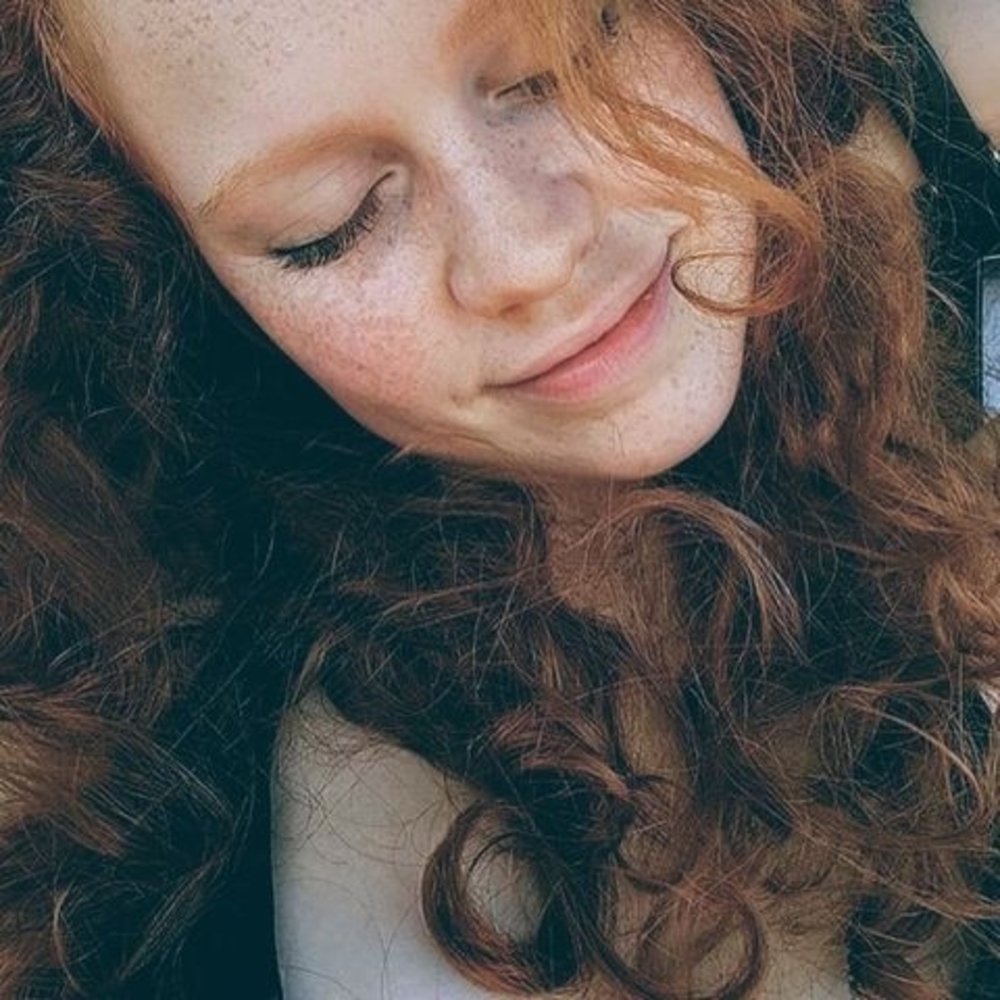 Meet your Posher, Izabella